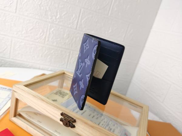 LVコピーウォレット内部構造